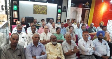 पांवटा में हिप्र से.नि.पुलिस कर्मचारी कल्याण संघ की मासिक बैठक, 42 ने लिया भाग