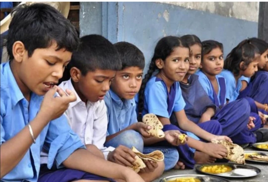 केंद्र सरकार ने दी मंजूरी: 4000 प्री प्राइमरी स्कूलों में भी अगले सत्र से मिलेगा दोपहर का भोजन