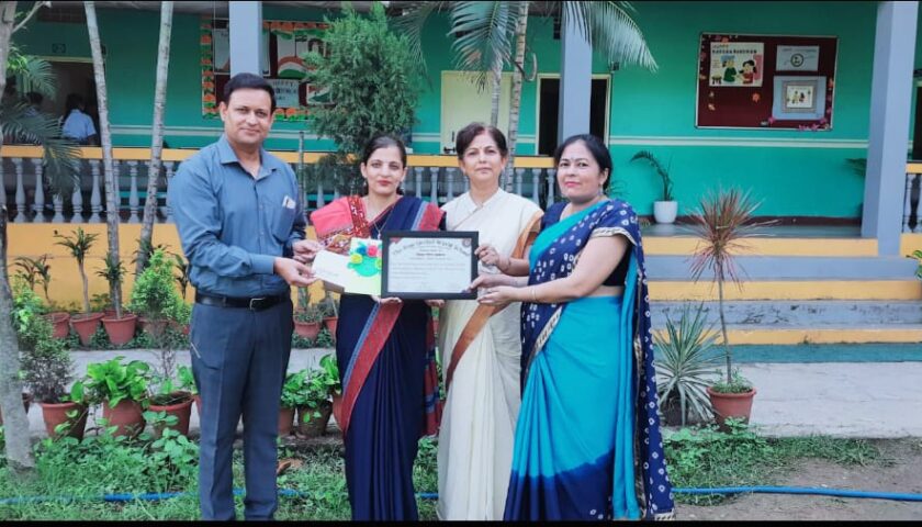 रोज ऑर्किड वर्ल्ड स्कूल में बड़े हर्षोल्लास के साथ मनाया गया शिक्षक दिवस