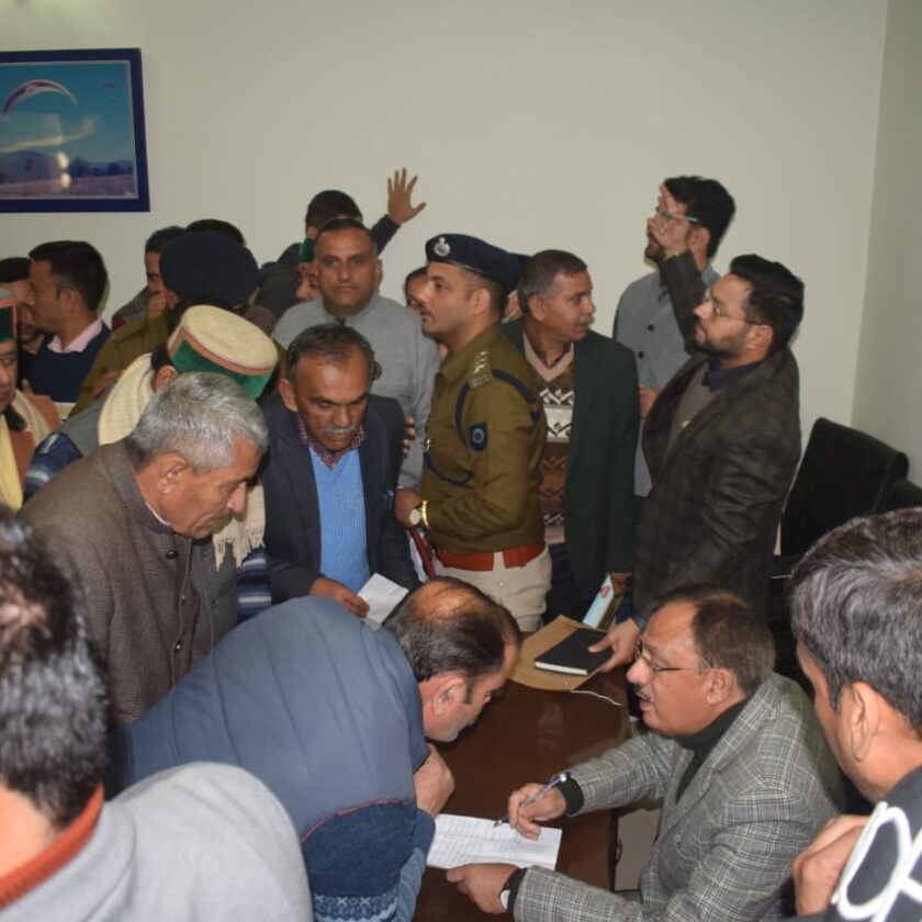*जनसेवा व पिछड़े वर्गों का उत्थान  सरकार की प्राथमिकता