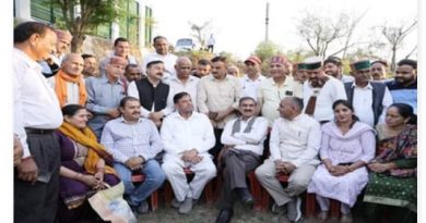 भाजपा के चुनावी शंखनाद से पहले सीएम सुक्खू ने हमीरपुर में टटोली कार्यकर्ताओं की नब्ज