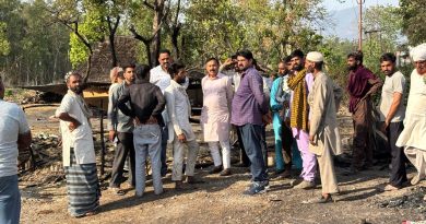 चौधरी किरनेश जंग ने बेघर हुए गुज्जरों का जाना हालचाल