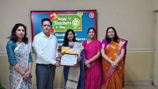 द रोज़ ऑर्किड वर्ल्ड स्कूल में शिक्षक दिवस का जश्न*