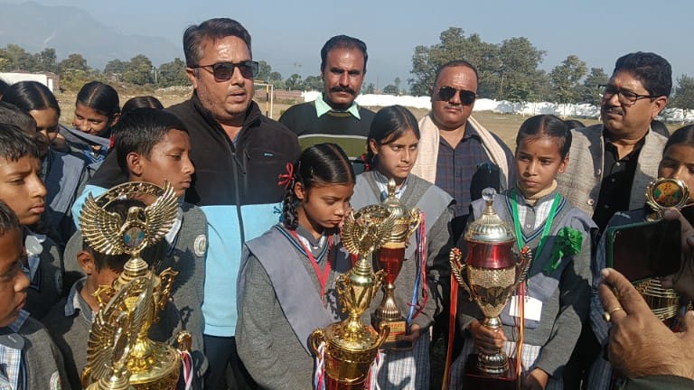 राष्ट्रीय स्तर प्रतियोगिता खेलेंगे मानपुर देवड़ा स्कूल के खिलाड़ी