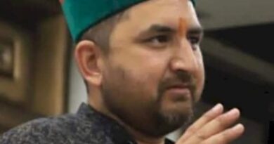 अधिकारी के पक्ष में खुल कर सामने आए है वरिष्ठ नेता प्रदीप चौहान