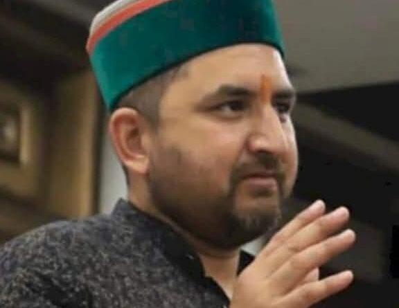 अधिकारी के पक्ष में खुल कर सामने आए है वरिष्ठ नेता प्रदीप चौहान