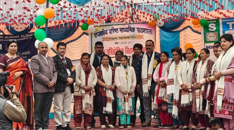 लोकनृत्य व सांस्कृतिक प्रस्तुतियों ने बांधा समां